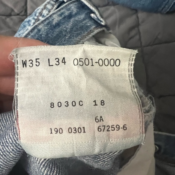 Size 32x30 90’s Levi’s 501, Made in USA! - Picture 7 of 15